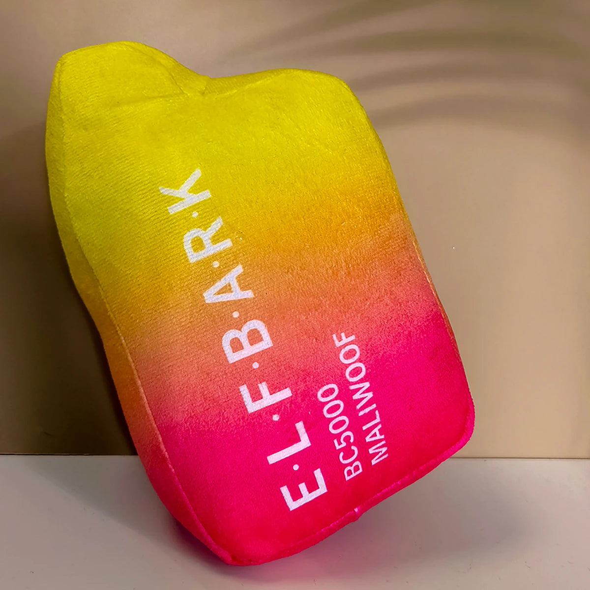 Vape ELFBARK Pluș pentru Câini – cu Sunet Squeaky
