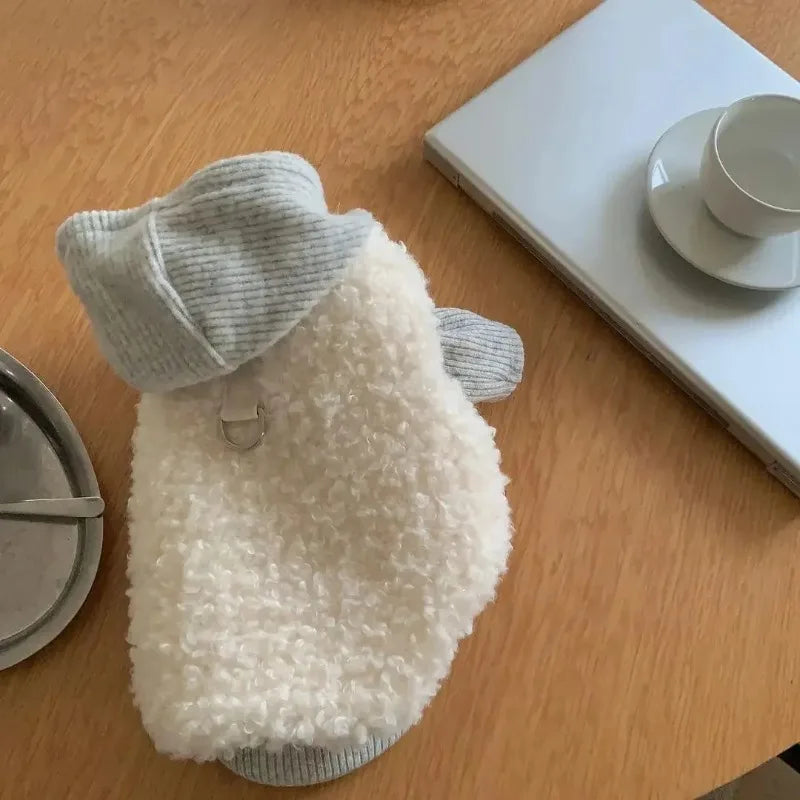 Haină de Iarnă cu Glugă pentru Câini – Din Bumbac Moale, Călduroasă și Confortabilă